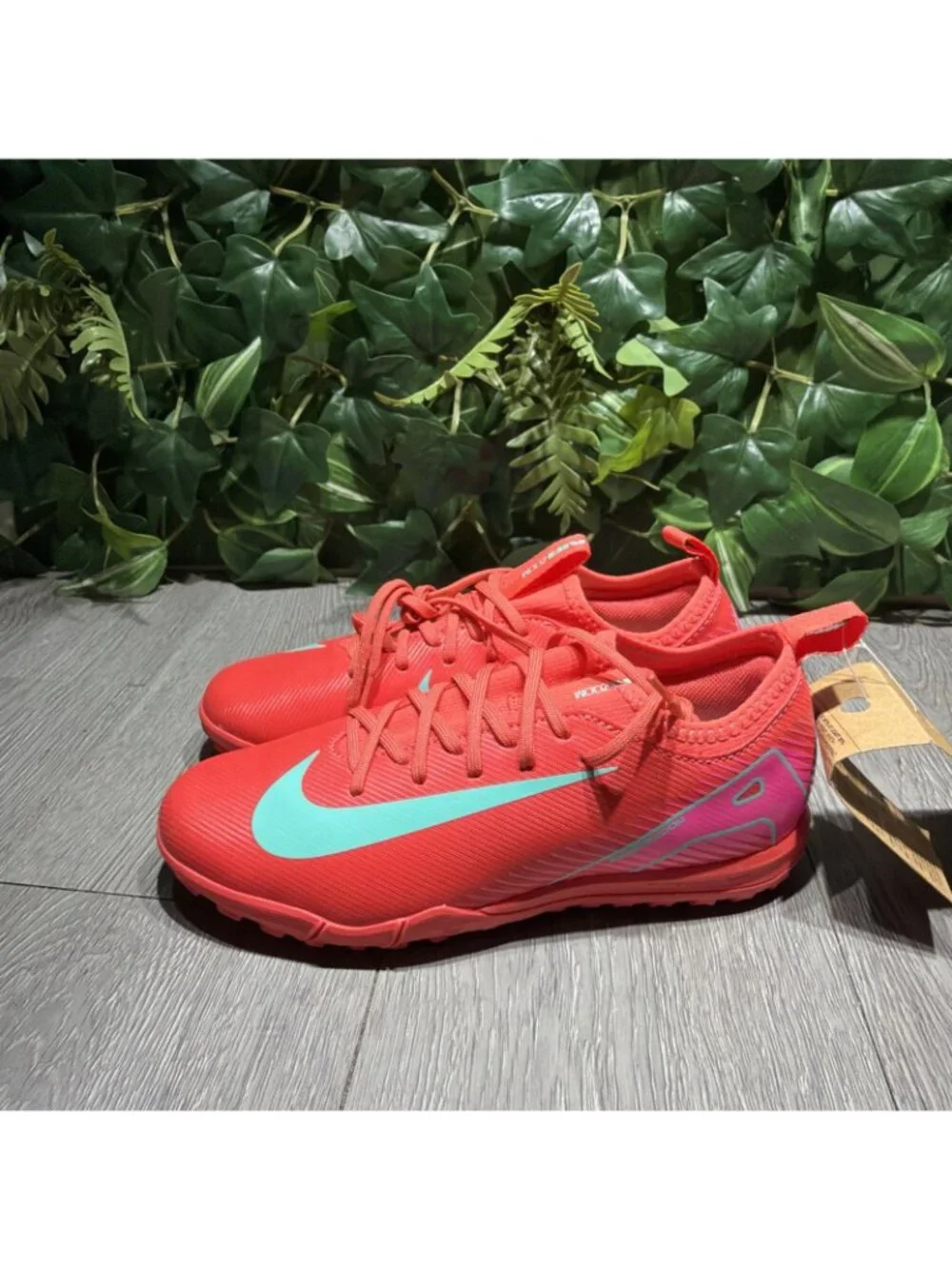 Nike Youth Mecurial Vapor 16 TF Cleats Futsal Glow Boot 3.5 Y FQ8284-800
